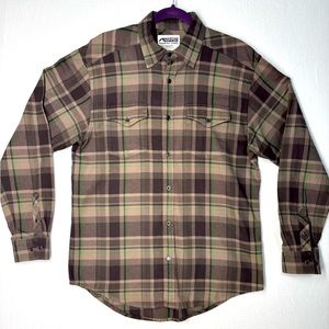 Mountain Khakis men’s heavy duty flannel button up shirt size medium relaxed fit